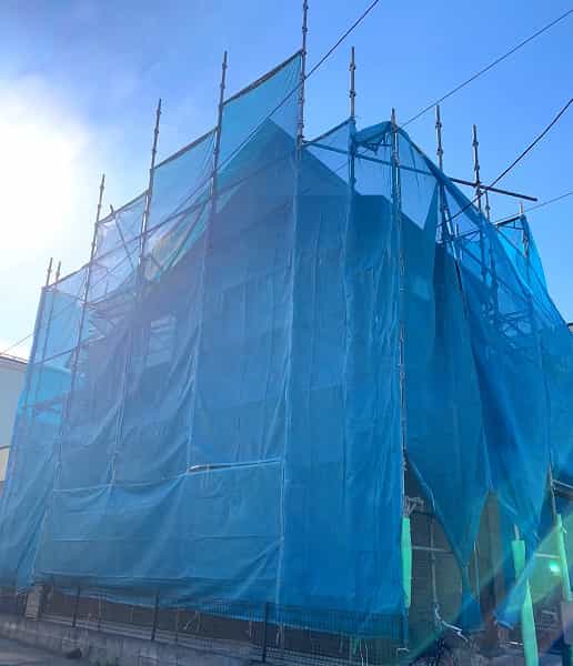 2022年3月埼玉県内屋根外壁塗装工事の仮設足場