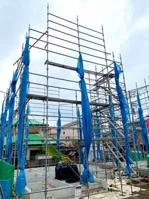 埼玉県　個人宅　外壁リフォームの仮設足場　幸和機材